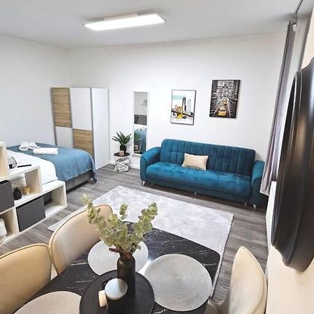 Affordable Suite In Vienna'S Hotpoint Viena Exterior foto