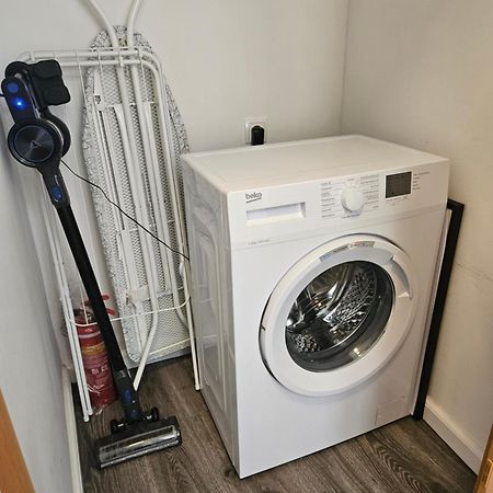 Affordable Suite In Vienna'S Hotpoint Viena Quarto foto