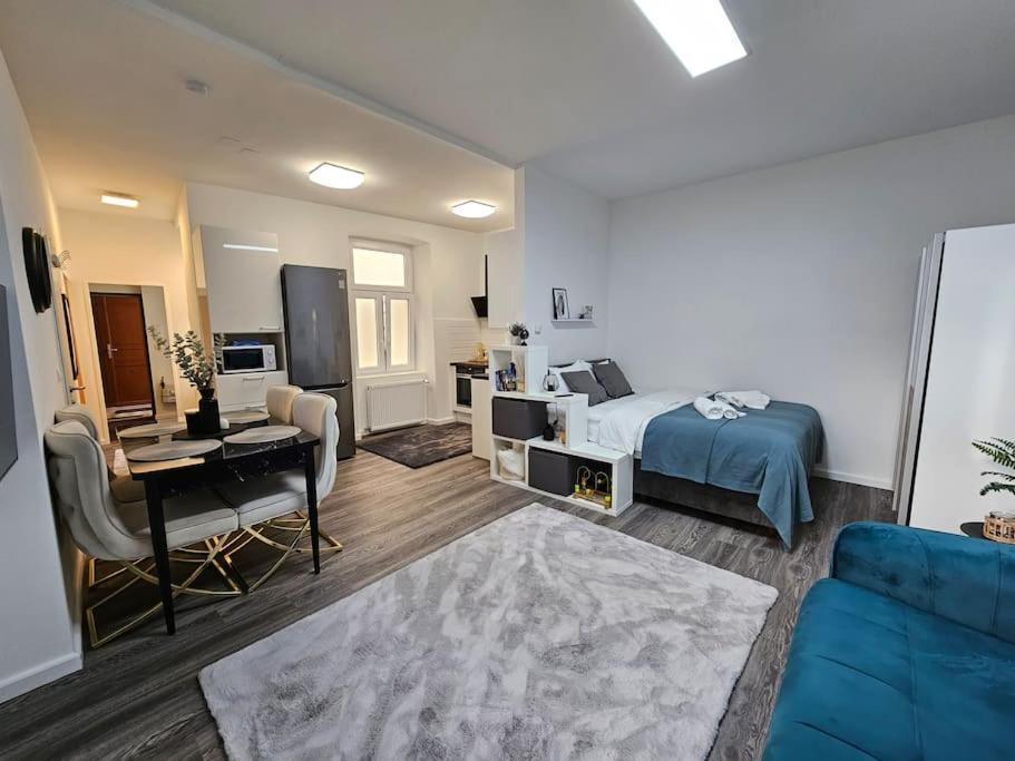 Affordable Suite In Vienna'S Hotpoint Viena Exterior foto